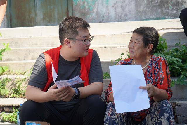 平頂山市石龍區：青春力量駐鄉村 校地攜手譜新篇:校平機
